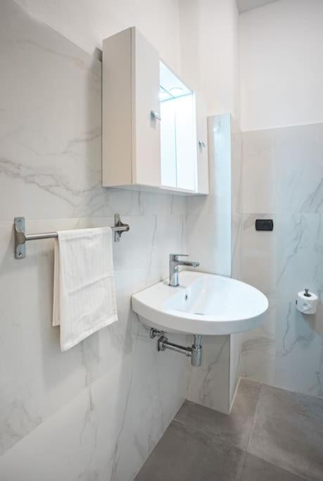 Al Torrente Apartment Monza - Milano + Free Wifi Seveso Exterior photo